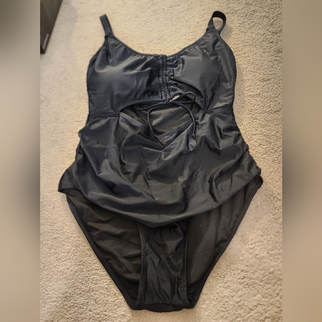 Black One-Piece Swimsuit With Front Cutout/Tie Ruching New Size 2x Cruise Beach